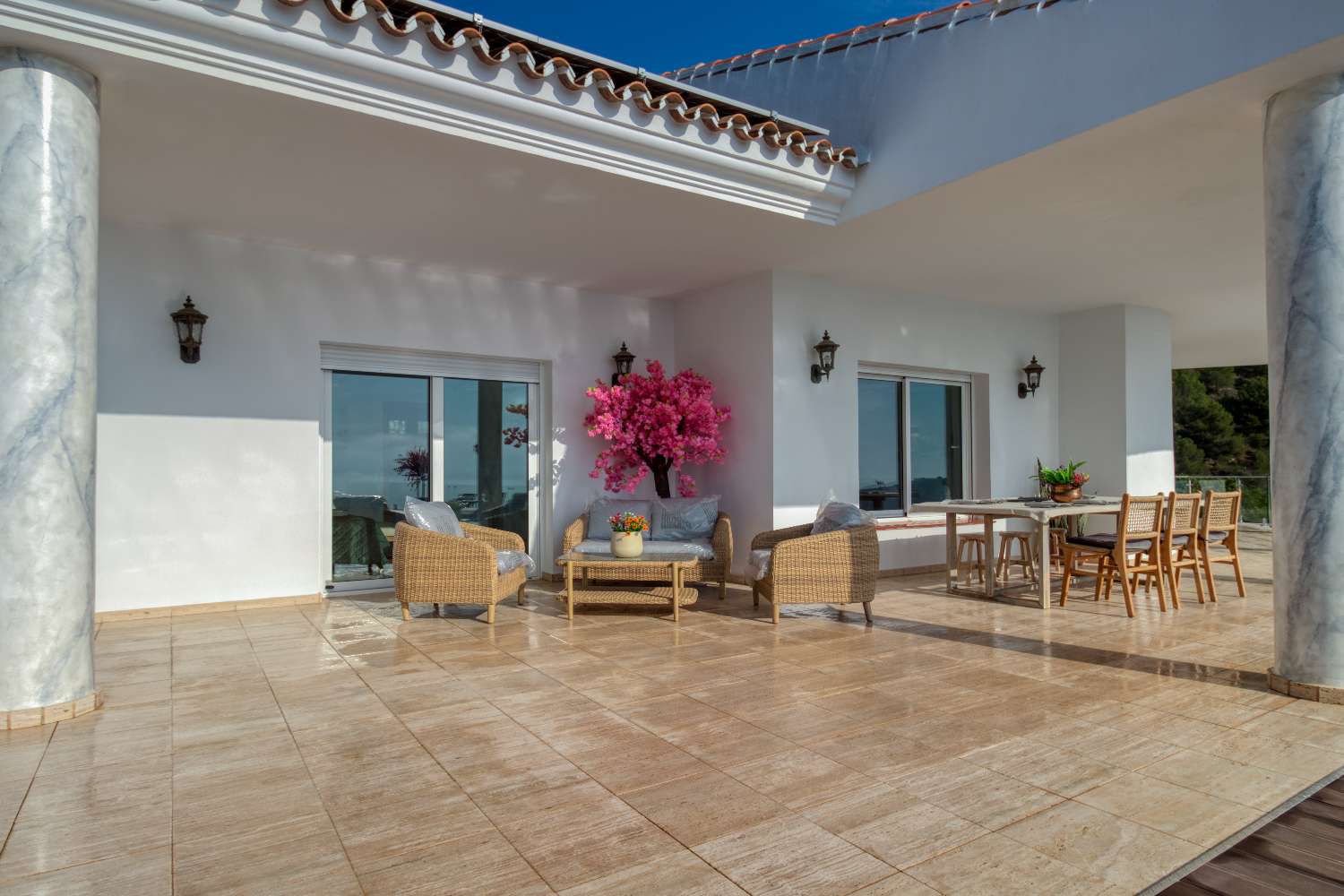 Villa for sale in Mijas